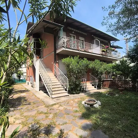 Lägenhet La Casa Del Borgo